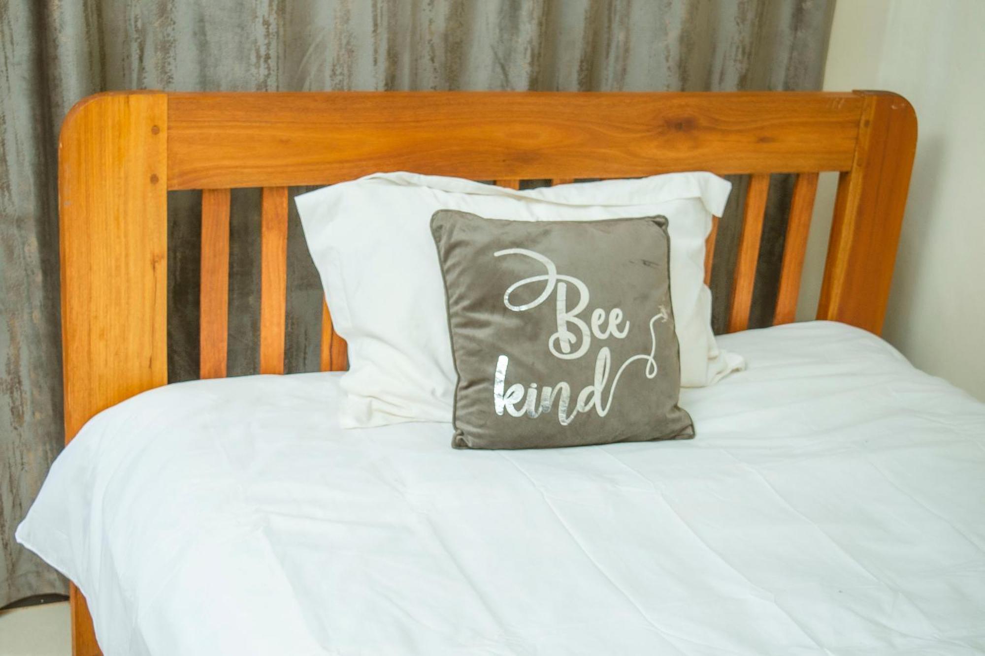 Avon Garden Apartments Area 25 Lilongwe Bilik gambar